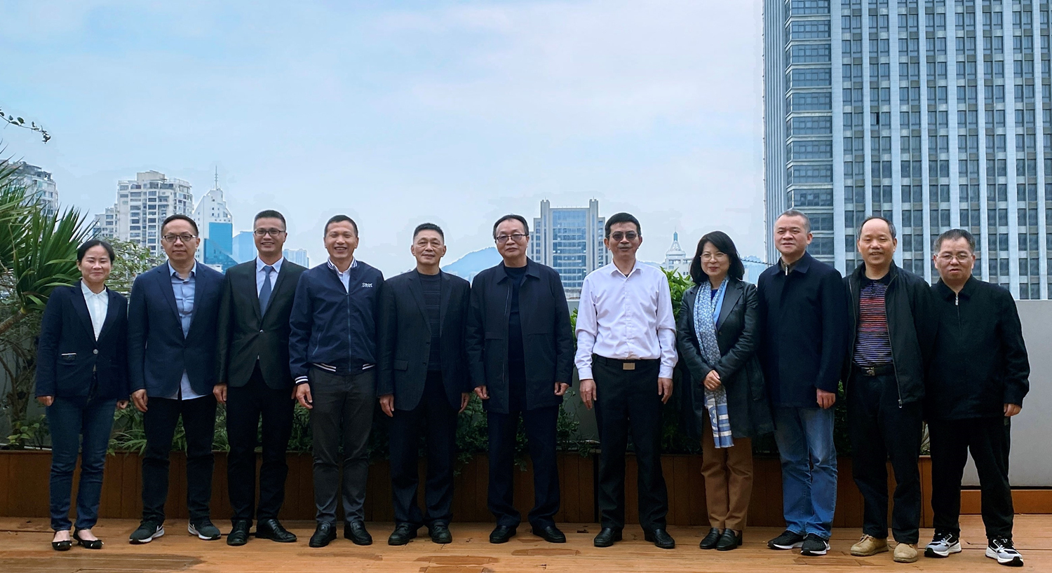 E:\lys\工作\綜合部\公司重大活動(dòng)、新聞\2023.02.14 福建省、廈門市、龍巖市造價(jià)站領(lǐng)導(dǎo)蒞臨指導(dǎo)\新建文件夾\513ce664c1f63e2801a5a570ace782b - 副本 (2).jpg